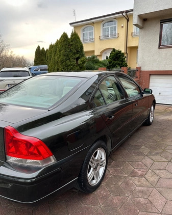 Volvo S60 cena 18000 przebieg: 538000, rok produkcji 2005 z Wrocław małe 232